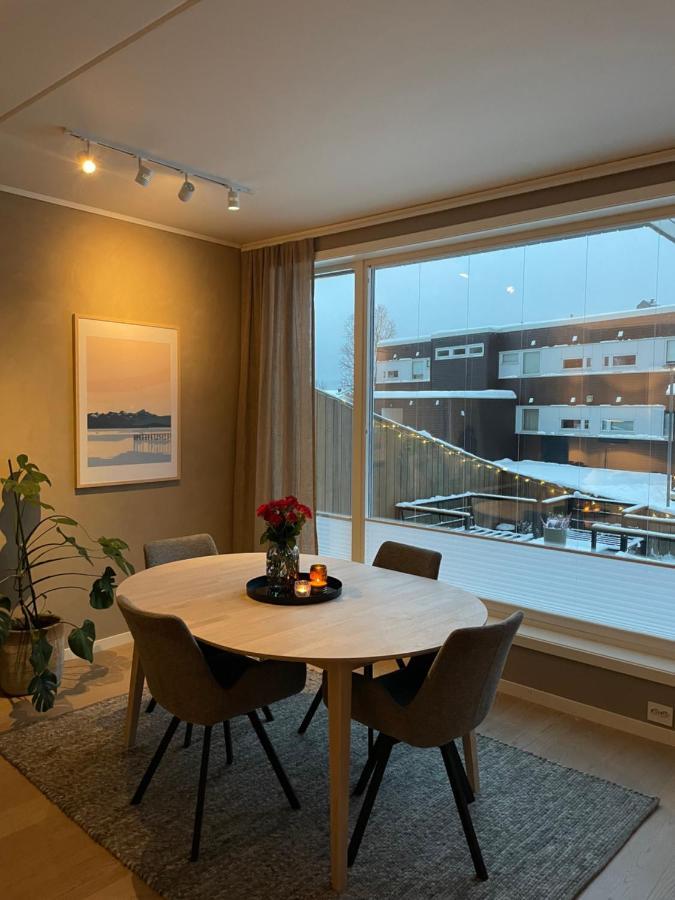 Cosy And Centrally Located Apartment Tromsø Exteriör bild